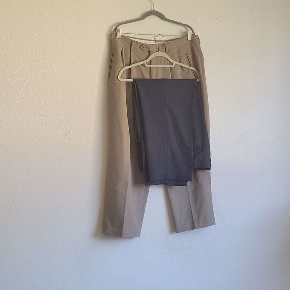 CLAIRBONE 2 pants size 38x30 1 cream 1 navy blue - Picture 3 of 16